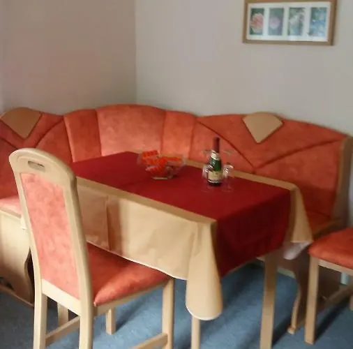 Am Langen Semesterbostad